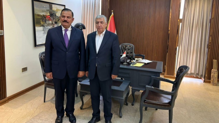 آمادگی وزیر گردشگری عراق از تبادل ۱۰ میلیون گردشگر با ایران / پیشنهاد انجمن دفاتر مسافرتی ایران با دولت عراق برای توسعه گردشگری فرهنگی و سلامت