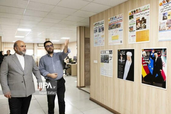 بازدید مدیرعامل صندوق هنر از روزنامه ایران