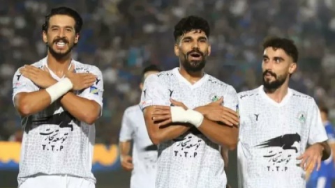 استقلال دو - ذوبآهن سه