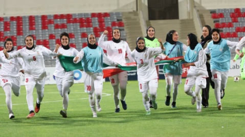 از «گلدکوست» تا قلب هواداران