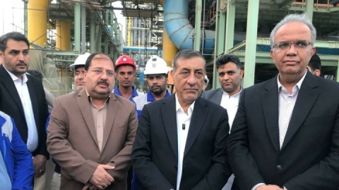معاون اجرایی رئیس جمهور از مجتمع فولاد مَکُران بازدید کرد