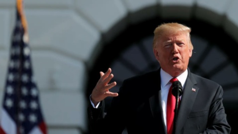 آیا دولت ترامپ در حال بازنویسی تاریخ است؟