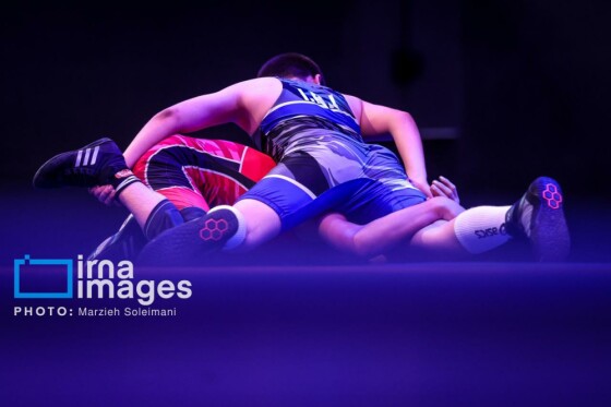 مسابقات کشتی آزاد خردسالان