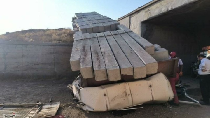 واژگونی وانت در سروآباد ۵ مصدوم برجای گذاشت