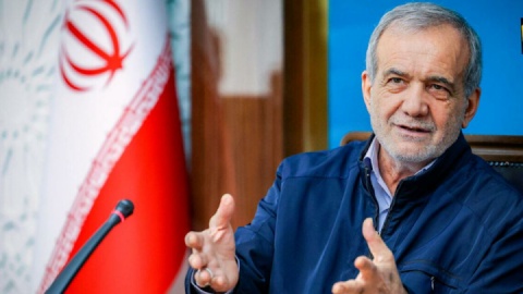 پزشکیان امشب پس از خبر ساعت ۲۱ با سه تن از فعالان رسانه گفت‌وگو خواهد کرد