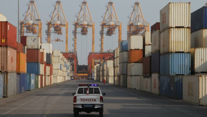 ۳۶۵ روز کار، ۱۲ روز جنگ و ۲۰ قدم بزرگ