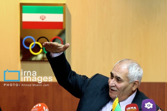 نشست خبری رئیس فدراسیون بین‌المللی وزنه‌برداری