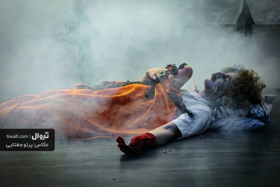 نمایش «بازی»