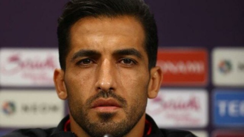 گلایه‌ها بسیار است اما سکوت می‌کنم