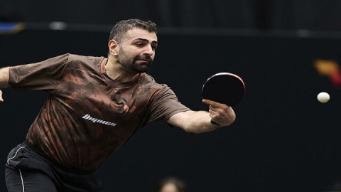 پیروزی قاطعانه نوشاد مقابل نابغه