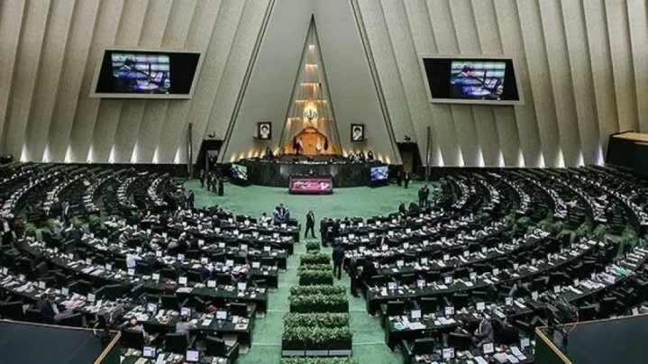 زیر بار زور نمی‌رویم/مکانیسم ماشه تیر آخر بر تابوت برجام