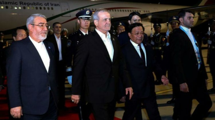 پزشکیان وارد چین شد