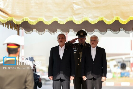 بدرقه رئیسجمهور به چین