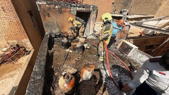 حریق کپسول‌های گاز در بازار تهران/ حادثه تلفات جانی نداشت