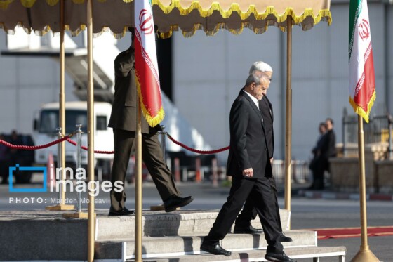 بدرقه رئیسجمهور به چین