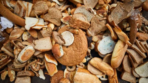 حذف بدمصرفی و قاچاق آرد و نان