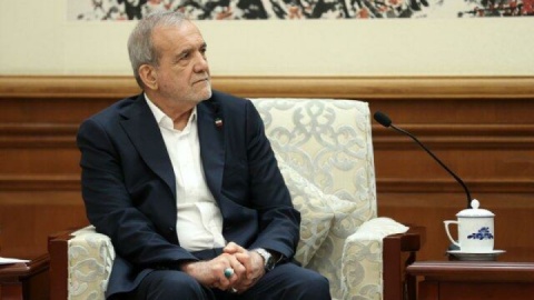 پزشکیان: اختلاف از نادانی نشات می‌گیرد، عاقل حق را تکذیب نمی‌کند