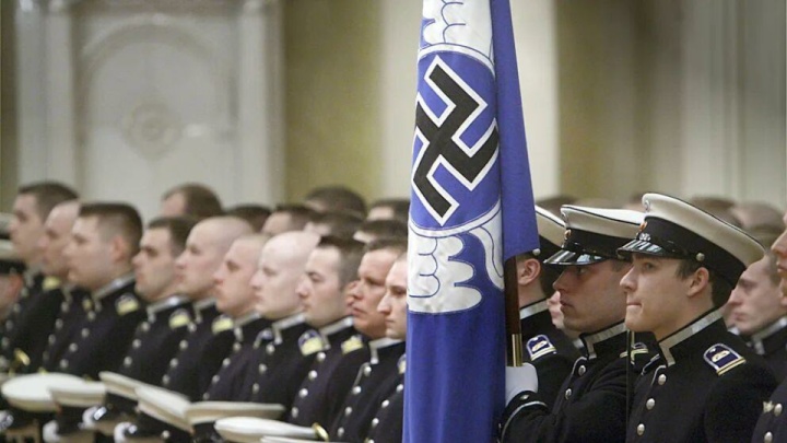 حذف یک نشان تاریخی به دلیل تشابه باصلیب شکسته نازی‌ها