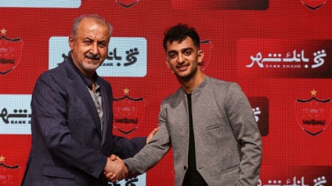 همه ابهامات انتقال عجیب فخریان به پرسپولیس