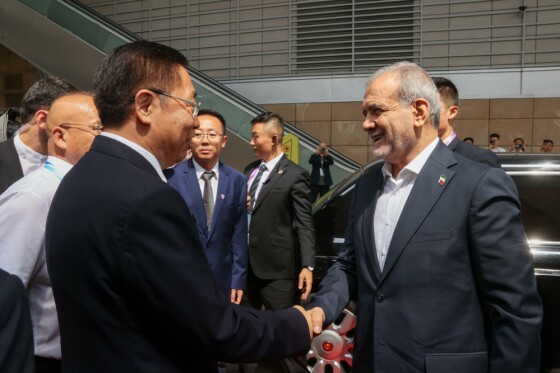 عزیمت پزشکیان به پکن