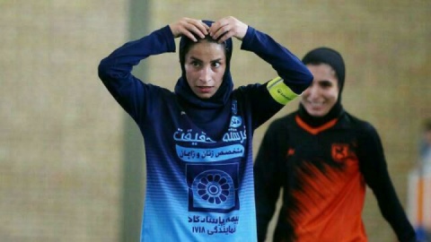 یک فوتسالیست در تیم فوتبال سپاهان