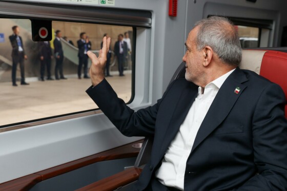 عزیمت پزشکیان به پکن