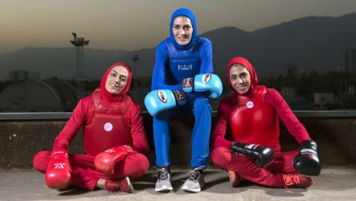 تیمی پرامید با خواهران منصوریان