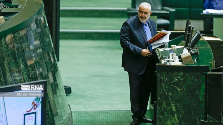 وزیر نیرو: بزرگترین مشکل صنعت آب و برق، مسائل اقتصادی است