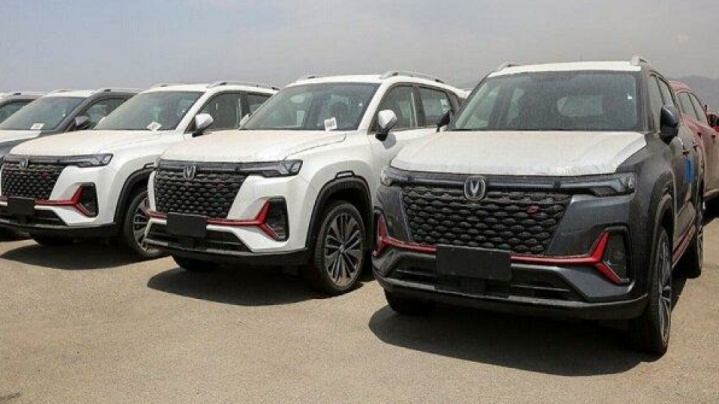 واردات خودروهای بالای ۲۵۰۰ سی‌سی کلید خورد