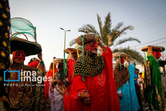 جشنواره شکرگزاری «انبه و یاسمینگُل»