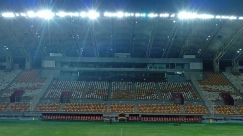 دیدار استقلال خوزستان - استقلال تهران در ورزشگاه شهدای فولاد اهواز برگزار می‌شود