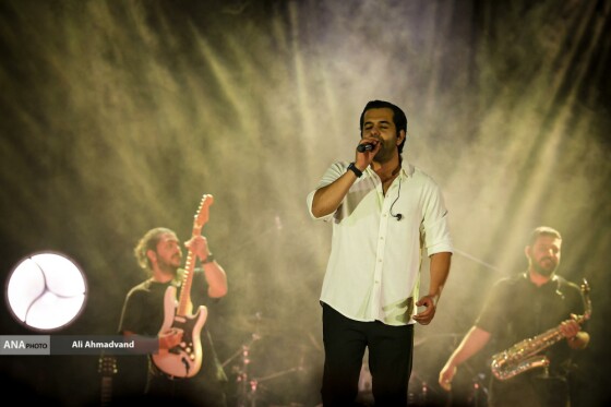 کنسرت «رضا بهرام» شب گذشته در مجموعه فرهنگی تاریخی نیاوران شب گذشته اجرا شد.