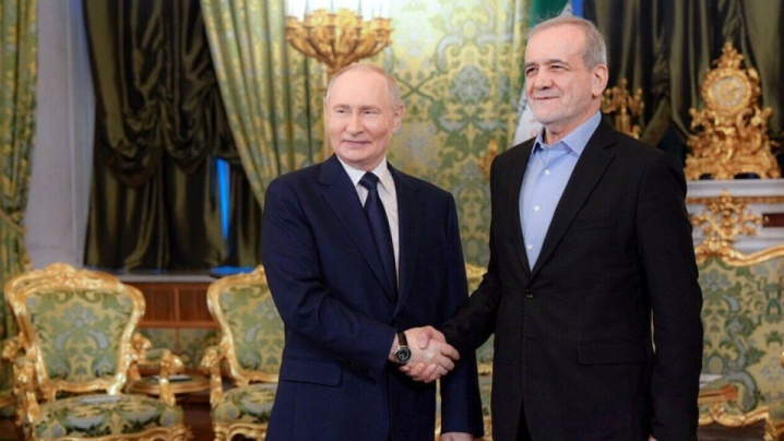 شرق گرایی یا غرب گرایی، مسأله این نیست