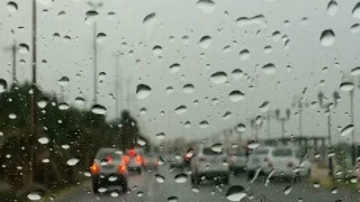 رگبار، صاعقه و گردوخاک در جنوب و شرق کشور