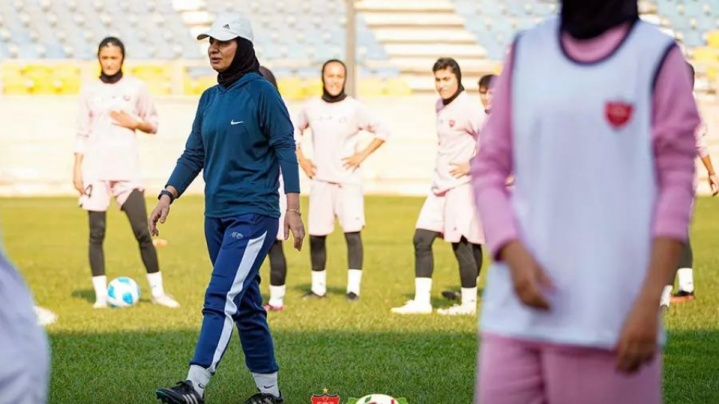 آزمون:من را برای قهرمانی آورده اند