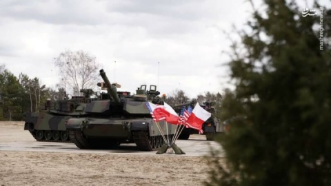 وزیر دفاع لهستان: برای هر سرباز آمریکایی ۱۵ هزار دلار هزینه می‌کنیم