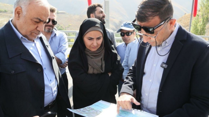 بازدید وزیر راه و شهرسازی از آخرین مراحل اجرایی باند شرقی منطقه ۲ آزادراه تهران-شمال