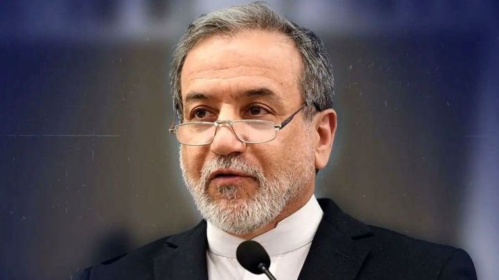 عراقچی: بی‌تفاوتی نسبت به تحریم‌ها و بزرگنمایی بیش از حد آن خطاست