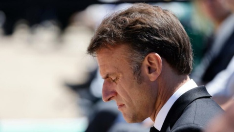 فرانسه در آستانه فروپاشی سیاسی؛ آیا جمهوری پنجم به پایان خود نزدیک می‌شود؟