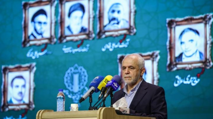 سکوت‌کنندگان در برابر جنگ تحمیلی، جنایات غزه را نیز نادیده می‌گیرند