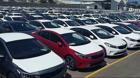 پایان یک انحصار ۱۳ ساله