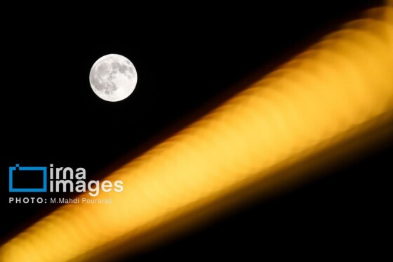 ماهگرفتگی در آسمان تهران