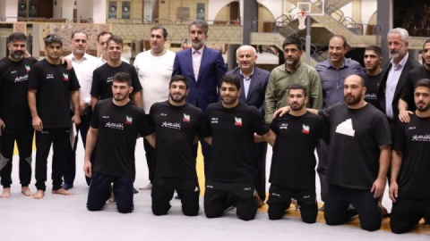 بدرقه ملیپوشان کشتی برای درخشش در مسابقات جهانی