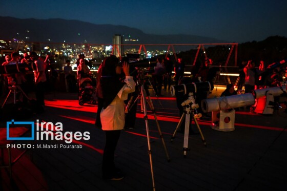 ماه‌گرفتگی در آسمان تهران