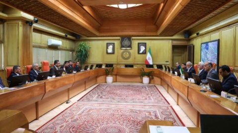 تأکید ایران و عراق بر تقویت روابط اقتصادی و مرزی/ امضای سند ۲۱بندی همکاری