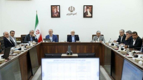 عارف: با جدیت اجرای برنامه هفتم را دنبال کنیم