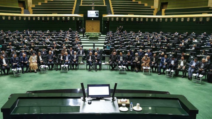 جزئیات جلسه غیرعلنی مجلس/ سه طرح استیضاح به هیأت رئیسه مجلس ارجاع شد