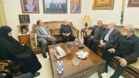 دیدار هیات پارلمانی ایران با خانواده شهید نصرالله