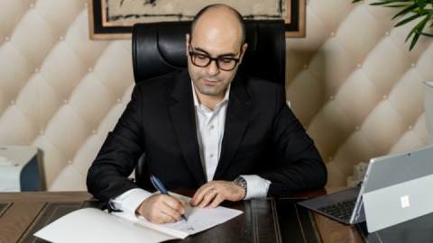 موانع پیدا و پنهان اقتصاد ایران