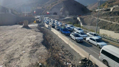 جاده چالوس برای پنجمین روز متوالی یکطرفه شد